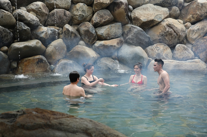 Khu nghỉ dưỡng khoáng nóng Yoko Onsen Quang Hanh tại Cẩm Phả, Quảng Ninh (1)