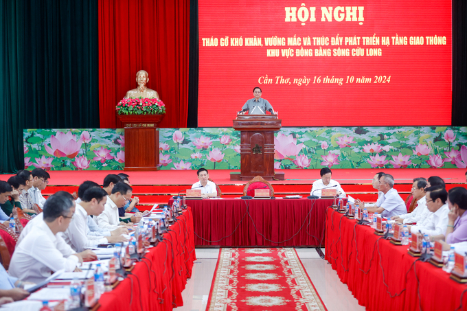 Định hướng thời gian tới, Thủ tướng nêu rõ cần tăng tốc, bứt phá hơn, mạnh mẽ hơn trong tổ chức thực hiện các dự án, với quyết tâm chính trị cao hơn, cách làm khoa học, hiệu quả hơn