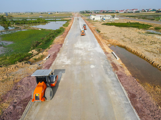 Dự án này, có tổng chiều dài khoảng 35,3Km; trong đó có 25,6Km đường Vành đai 4 và 9,7km tuyến nối đường Vành đai 4 với đường cao tốc Nội Bài - Hạ Long.