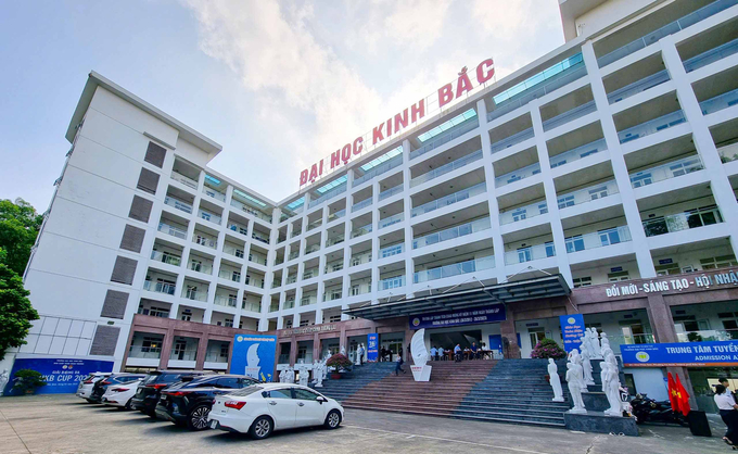 Trường Đại học Kinh Bắc.