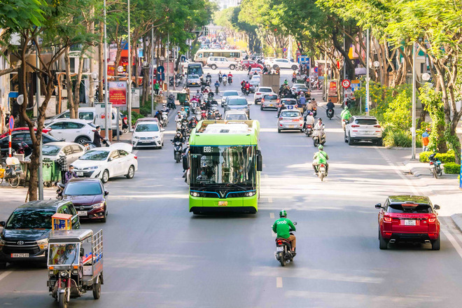 Hà Nội phê duyệt chi hơn 48.600 tỷ đồng để 'xanh hóa' hệ thống xe buýt