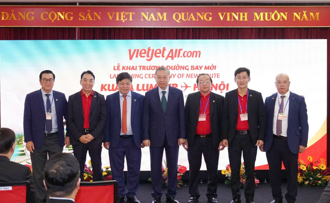 Tổng Bí thư Tô Lâm chúc mừng Vietjet khai trương đường bay mới tăng cường kết nối ASEAN/Ảnh:VJ