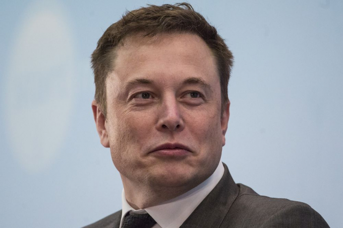 Bloomberg khẳng định tỷ phú Elon Musk đã vượt qua Bill Gates để trở thành người giàu thứ hai thế giới.