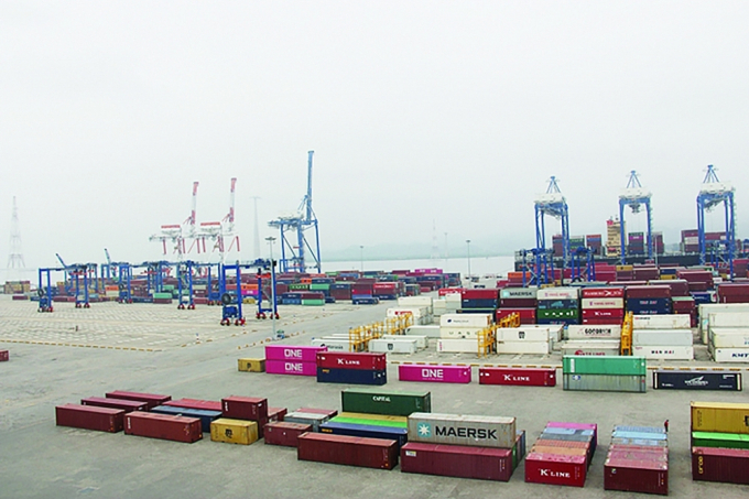 Năm 2020, khan hiếm container trở thành điểm “nghẽn” của ngành vận tải và gây thất thoát tới các hãng tàu nước ngoài.