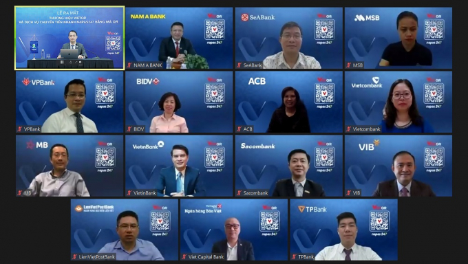 Napas và các ngân hàng thành viên tại sự kiện ra mắt thương hiệu VietQR và dịch vụ Chuyển tiền nhanh Napas247 bằng mã QR