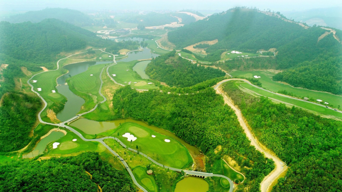 Sân golf Hilltop Valley sở hữu thiết kế ấn tượng