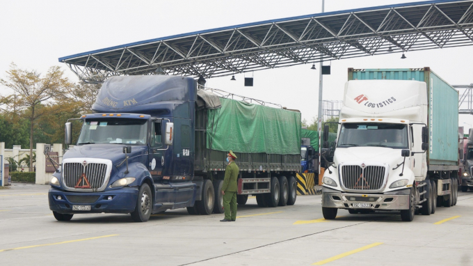 Xe chở nông sản sẽ phải dán nhãn “Hàng mau hỏng” để được lưu thông nhanh trong vùng dịch