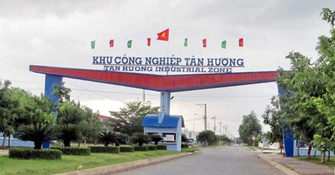 Các doanh nghiệp trong khu, cụm công nghiệp khẩn trương sắp xếp hoạt động sản xuất kinh doanh cho phù hợp với yêu cầu hoạt động của doanh nghiệp.