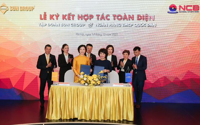 Tập đoàn Sun Group và Ngân hàng TMCP Quốc Dân (NCB) đã tổ chức lễ ký kết hợp tác toàn diện vào 14/10/2021.