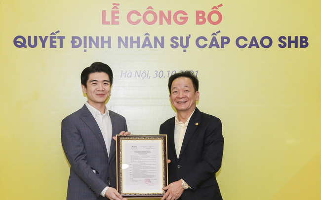 Ông Đỗ Quang Vinh (con trai của ông Đỗ Quang Hiển, Chủ tịch HĐQT SHB) được bổ nhiệm làm Phó Tổng Giám đốc SHB từ 30/10.