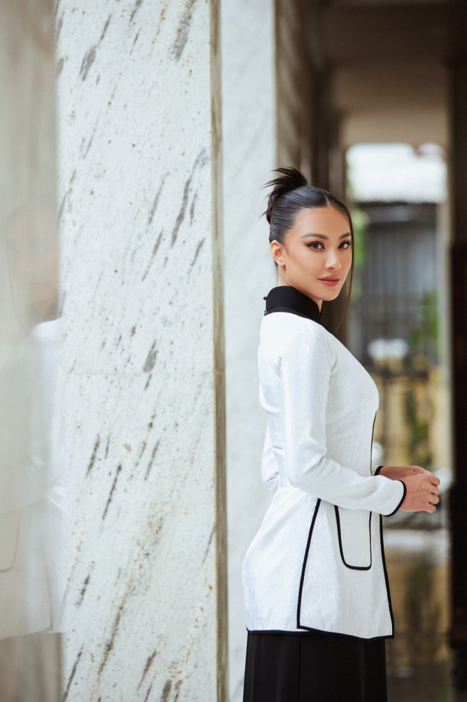 Hiện Á hậu Kim Duyên đang tích cực rèn luyện chuẩn bị cho cuộc thi Miss Supranational 2022 và đồng hành cùng cuộc thi Hoa hậu Hoàn vũ Việt Nam 2022 với vai trò Mentor.