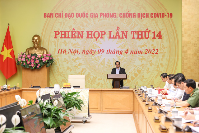 Thủ tướng Chính phủ Phạm Minh Chính tại Phiên họp lần thứ 14 Ban chỉ đạo quốc gia phòng, chống dịch COVID-19 trực tuyến với các địa phương.