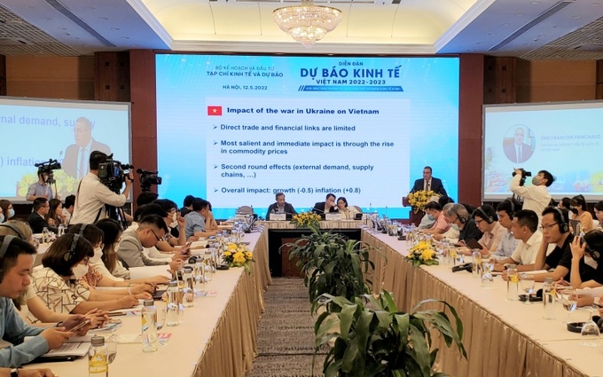 Toàn cảnh Diễn đàn Kinh tế Việt Nam 2022 - 2023.