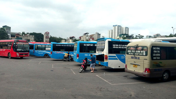 Các doanh nghiệp vận tải thêm thu nhập bằng vận chuyển thêm hàng hóa đi kèm chuyến.