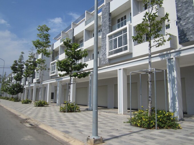 Loại hình nhà phố giá rẻ thường có chung chủ quyền đất