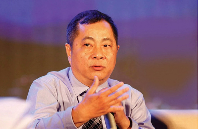 TS. Đinh Thế Hiển, Chuyên gia tài chính
