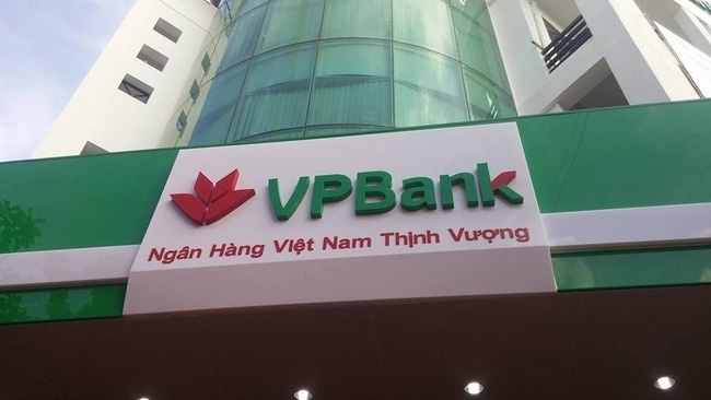 Lợi nhuận trước thuế của VPBank đạt tốc độ tăng ấn tượng lên tới 70% so với cùng kỳ với hơn 15.300 tỷ đồng, tương đương 52% kế hoạch năm.