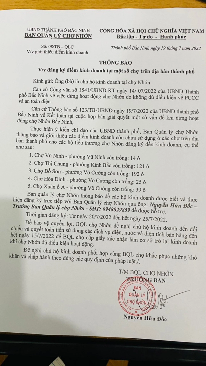 Ngày 19/7 BQL chợ Nhớn ra thông báo về việc giới thiệu điểm kinh doanh tại các chợ lân cận cho các tiểu thương.