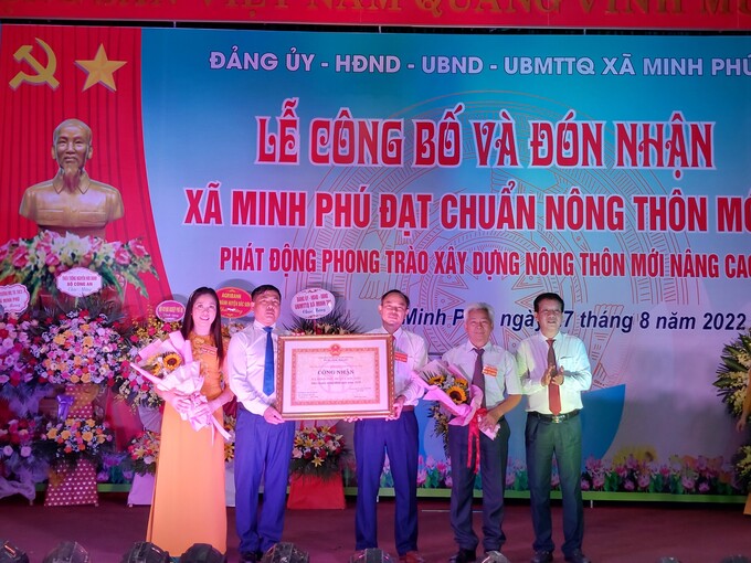 Xã Minh Phú huyện Sóc Sơn đã hoàn thành chương trình xây dựng nông thôn mới.