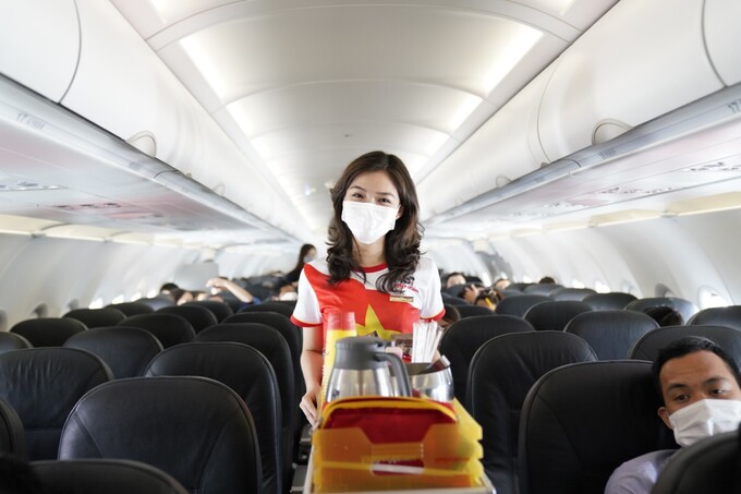 Vietjet cabin crew (1)