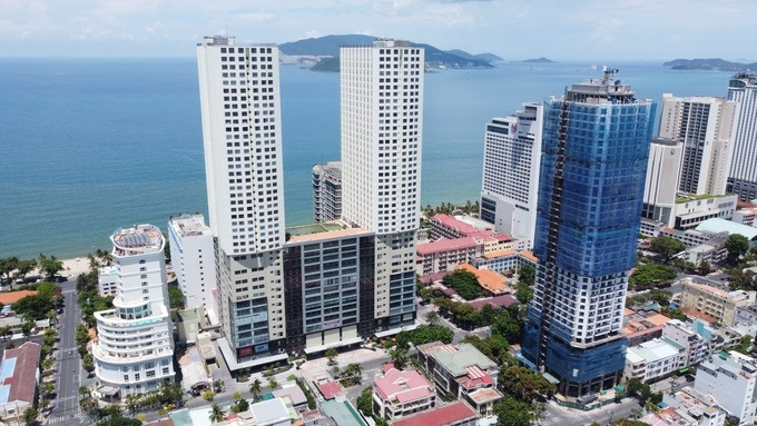 Khu đất vốn là trụ sở của Trường Chính trị tỉnh Khánh Hòa nay là dự án Gold Coast, cao 40 tầng.