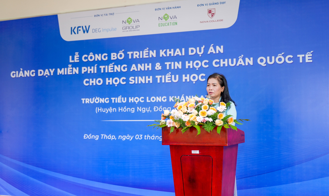 Bà Phạm Thị Diệu - Hiệu trưởng Trường Tiểu học Long Khánh A3 cam kết đồng hành lâu dài cùng Dự án