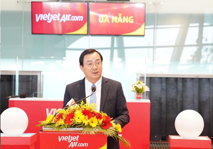 Tổng cục trưởng Tổng cục Du lịch Nguyễn Trùng Khánh chúc mừng Đà Nẵng, Vietjet với hai đường bay mới