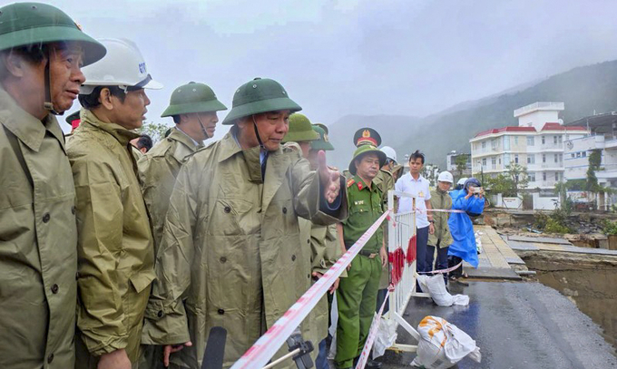 Chủ tịch nước yêu cầu UBND TP Đà Nẵng, Sở Giao thông vận tải, UBND quận Sơn Trà sớm sửa chữa, khắc phục điểm hư hại trên đường Hoàng Sa, vì đây là tuyến đường quan trọng dẫn lên bán đảo Sơn Trà