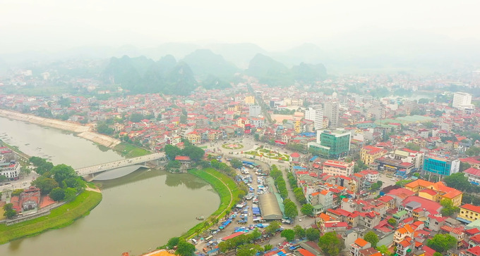 Dự án Khu đô thị Thương mại, căn hộ và shophouse Diamond Park của Công ty cổ phần Đầu tư IDJ Việt Nam toạ lạc tại QL 1A, thuộc thôn Phai Duốc, xã Mai Pha, thành phố Lạng Sơn.