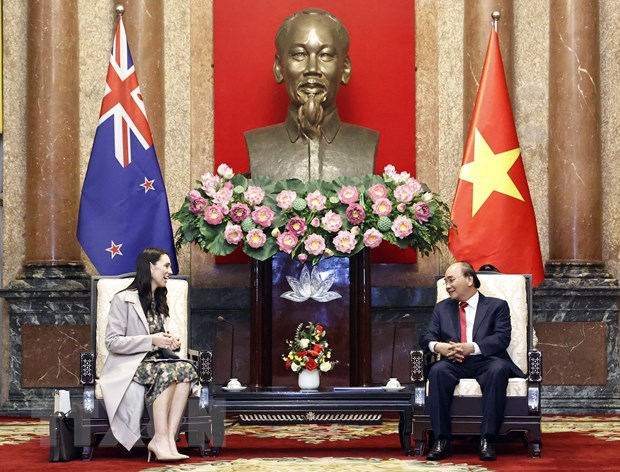 Chủ tịch Nước Nguyễn Xuân Phúc tiếp Thủ tướng New Zealand Jacinda Ardern