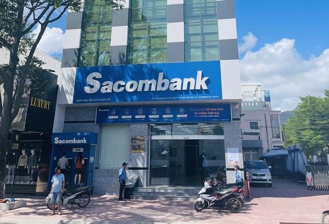 Trụ sở phòng giao dịch Cam Ranh của Sacombank.