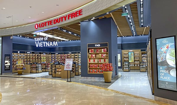 Cửa hàng miễn thuế trong nội địa Lotte Phú Khánh đặt tại Tầng 2, Trung tâm thương mại VV Mall chính thức đi vào hoạt động