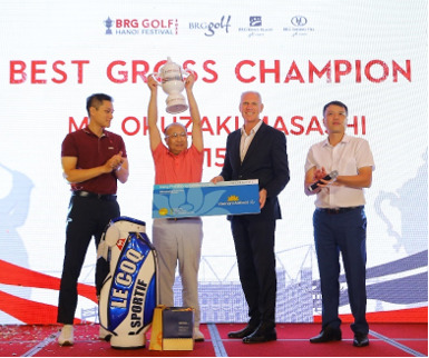 Gôn thủ Nhật Bản Okuzaki Masashi đăng quang giải đấu 2022 BRG Golf Hanoi Festival