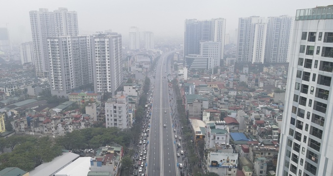 Lãnh đạo Hà Nội giao Sở GTVT, Công an thành phố có phương án phân luồng hợp lý, kết hợp điều chỉnh nhịp đèn tín hiệu tại khu vực nút giao Ngã Tư Sở cuối tuyến, không để xảy ra ùn tắc.