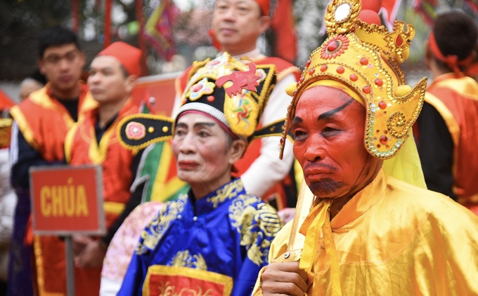 Người vào vai chúa là ông Nguyễn Quang Vinh (72 tuổi). 