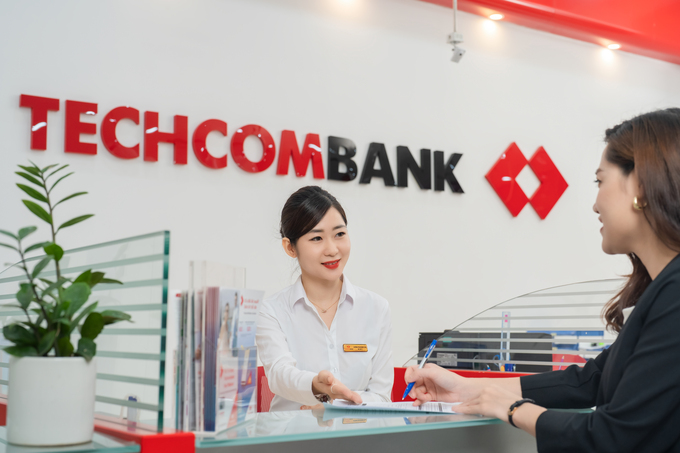 Techcombank cũng sẽ trình cổ đông thông qua kế hoạch kinh doanh năm 2023 với lợi nhuận trước thuế hợp nhất giảm 14% so với năm trước