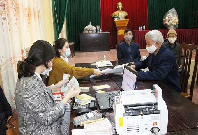 Cách hữu hiệu nhất để có tuổi già an yên, không phụ thuộc vào con cháu là có nguồn tài chính ổn định qua lương hưu hằng tháng (Ảnh minh họa).