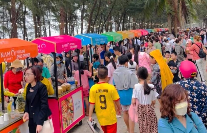 Phố ăn vặt Nam Ô chính thức đi vào hoạt động tại Đà Nẵng
