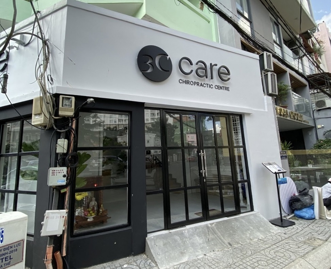 Phòng khám 3C Care Chiropractic Center, địa chỉ số 56A Trần Quý Khoách, phường Tân Định, Quận 1.