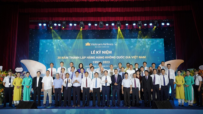 Sáng 26/5, Tổng công ty Hàng không Việt Nam - CTCP (Vietnam Airlines) đã tổ chức lễ kỷ niệm 30 năm thành lập Hãng Hàng không Quốc gia Việt Nam (1993 - 2023).