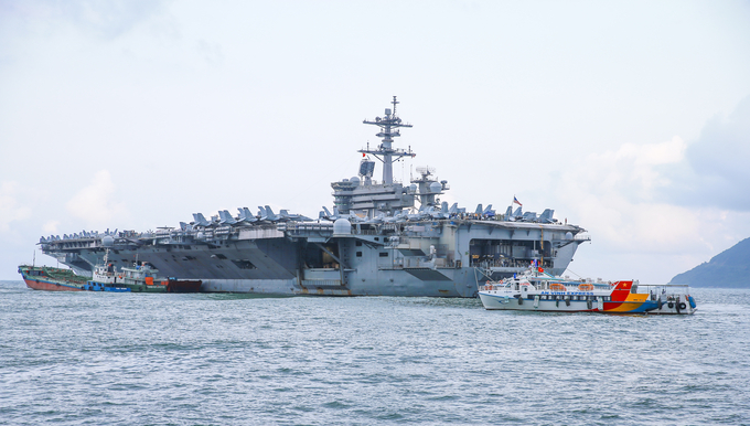 Chuyến thăm đầu tiên diễn ra vào tháng 3/2018 với tàu sân bay USS Carl Vinson (Ảnh: Thế Sơn)