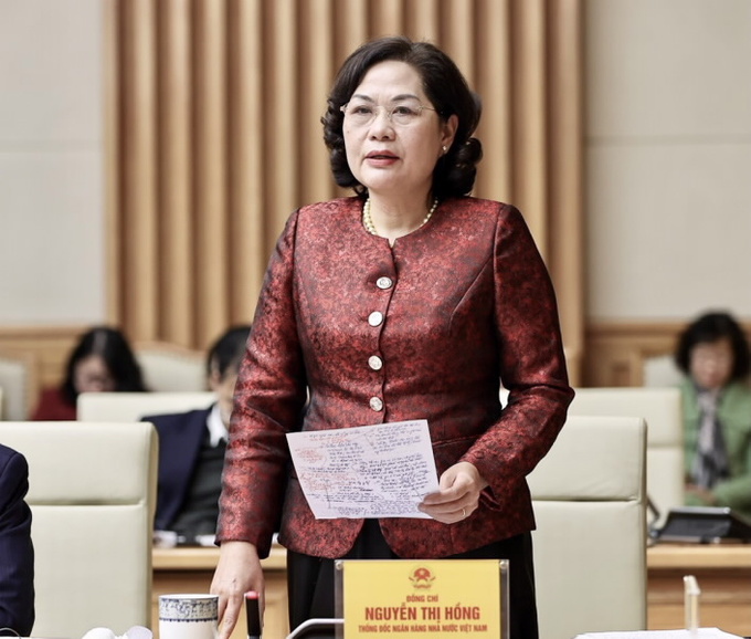 Thống đốc cũng thông tin thêm, về hành lang pháp lý, NHNN đang rà soát sửa đổi một số văn bản quy phạm pháp luật và vẫn dựa trên nguyên tắc tháo gỡ khó khăn nhưng phải quản lý chặt chẽ rủi ro, đảm bảo an toàn hệ thống. (Ảnh: SBV)