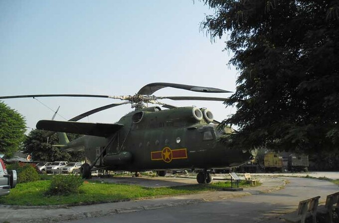 Chiếc trực thăng Mi-6 nằm trưng bày ở Bảo tàng Phòng không-Không quân.