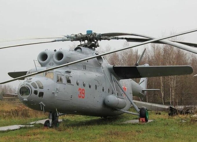 Trực thăng Mi-6 là một trong những máy bay lên thẳng lớn nhất được chế tạo dưới thời Liên Xô.