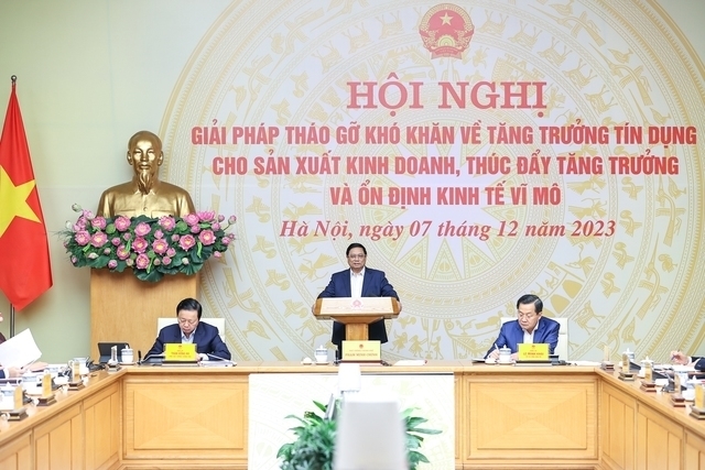 Thủ tướng Phạm Minh Chính phát biểu tại Hội nghị giải pháp tháo gỡ khó khăn về tăng trưởng tín dụng cho sản xuất kinh doanh, thúc đẩy tăng trưởng và ổn định kinh tế vĩ mô.