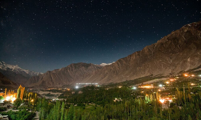 Thung lũng Hunza còn thu hút du khách bởi phong cảnh thiên nhiên đẹp như tranh vẽ