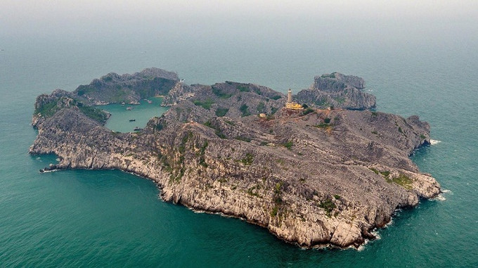 Đảo Long Châu