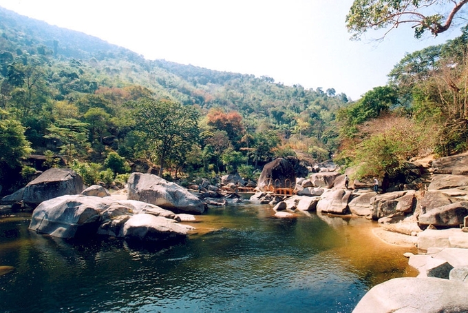 Lắng nghe tiếng lá cây xào xạc, âm thanh của những ngọn suối chảy róc rách hay tiếng chim muôn đang cất âm thanh hoan ca là cũng là một điều vô cùng thú vị