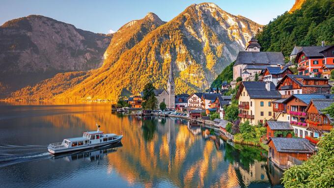 Thị trấn đẹp nhất thế giới - Hallstatt