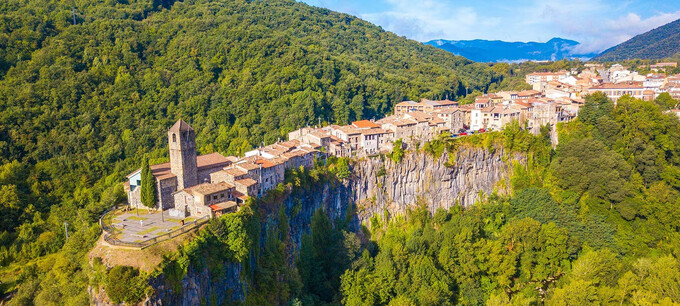 Ngôi làng Castellfollit de la Roca